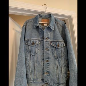 Mens Levi Strauss Relaxed Trucker Style Denim Jacket